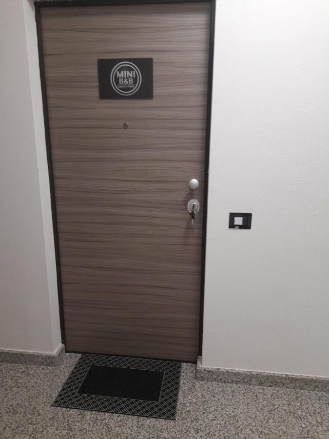 Mini B&B - Enrico Fermi Rende Esterno foto